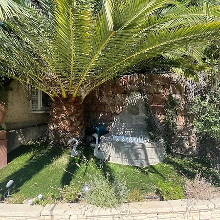 Villa Luxe Et Calme Avec Vue Panoramique A Antibes